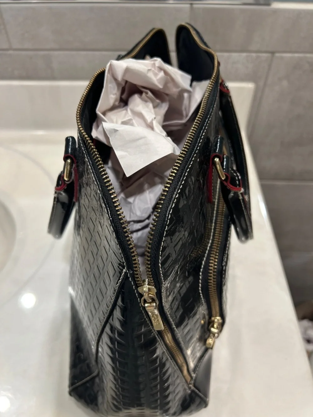 Quiet luxury Arcadia Italy black patent leather satchel work bag